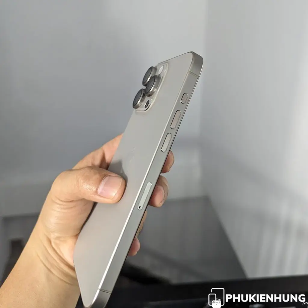 Dán PPF iPhone 15 Pro Max tại Phụ Kiện Hưng - Dán PPF điện thoại Đà Nẵng